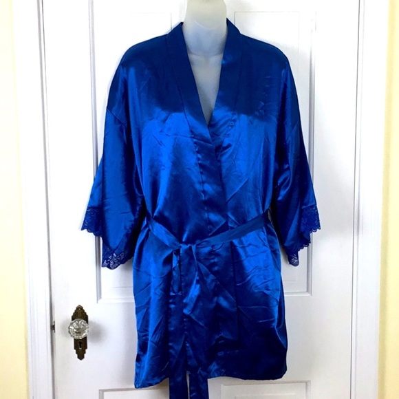 Frederick’s of Hollywood Blue Satin Kimono Robe Size M - Picture 1 of 6